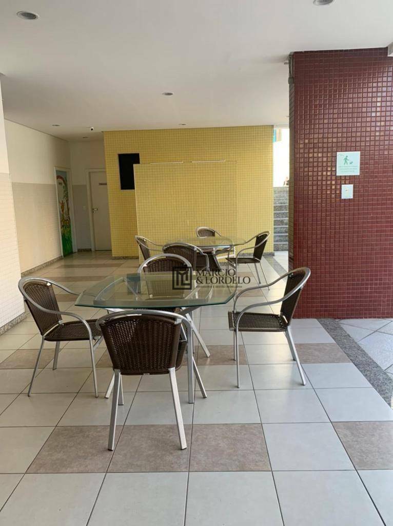 Apartamento à venda com 2 quartos, 70m² - Foto 17