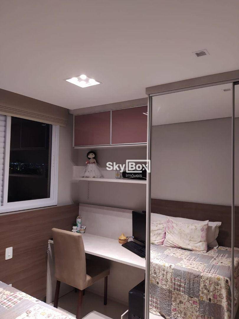 Apartamento à venda com 3 quartos, 76m² - Foto 3