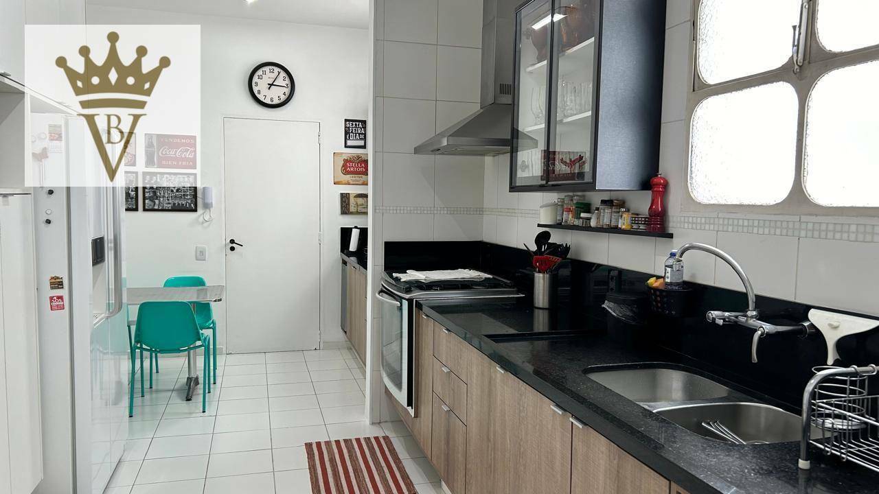 Apartamento à venda com 3 quartos, 196m² - Foto 21