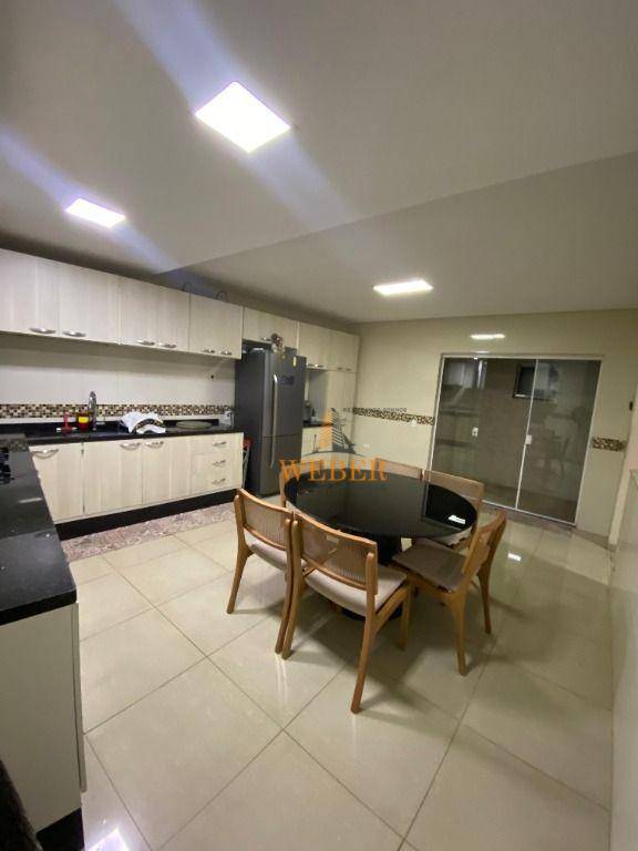 Sobrado para alugar com 4 quartos, 270m² - Foto 15