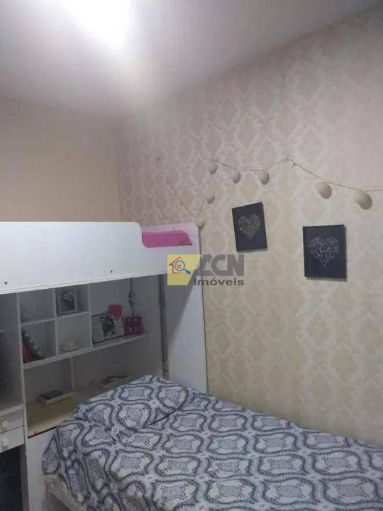 Casa à venda com 2 quartos, 100m² - Foto 8