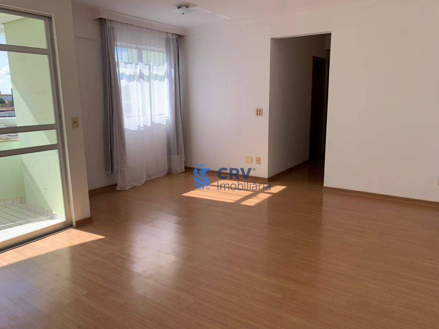 Apartamento à venda com 3 quartos, 84m² - Foto 1