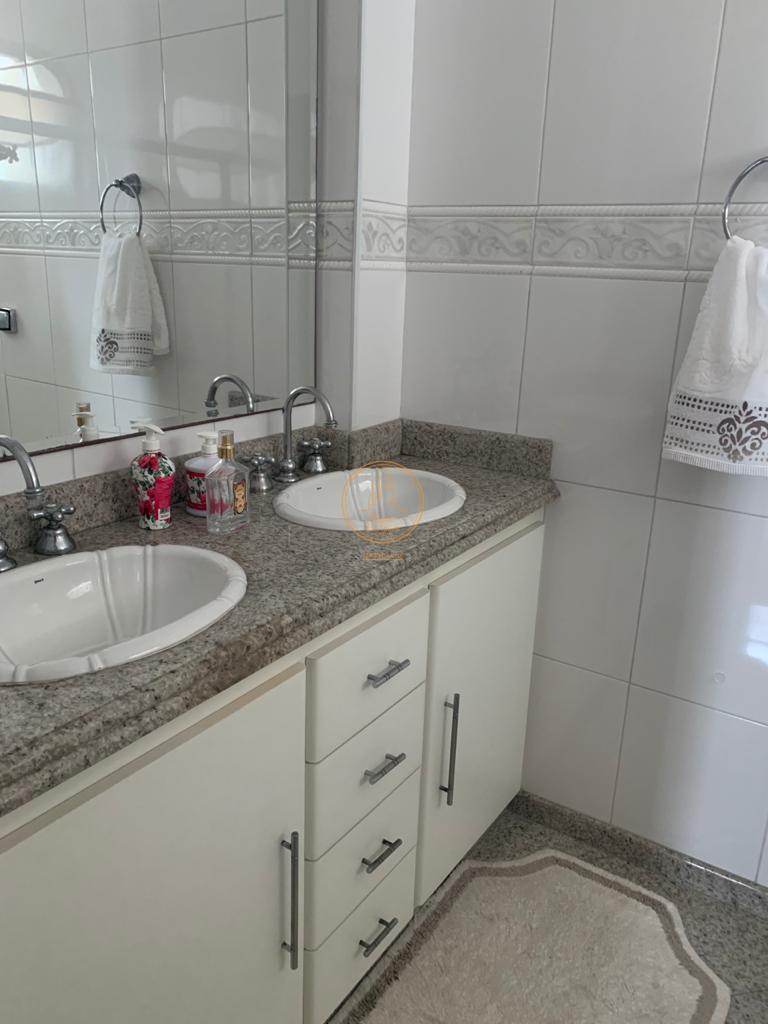 Apartamento à venda com 4 quartos, 257m² - Foto 12