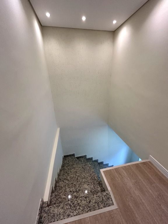 Sobrado à venda com 2 quartos, 60m² - Foto 25