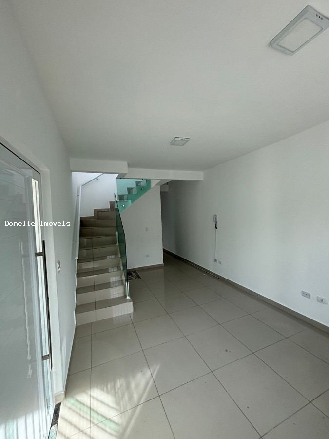 Sobrado para alugar com 3 quartos, 200m² - Foto 17