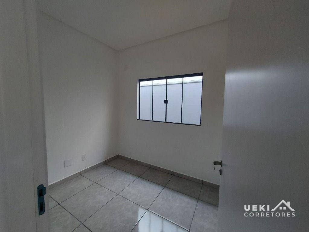 Casa à venda com 2 quartos, 71m² - Foto 5