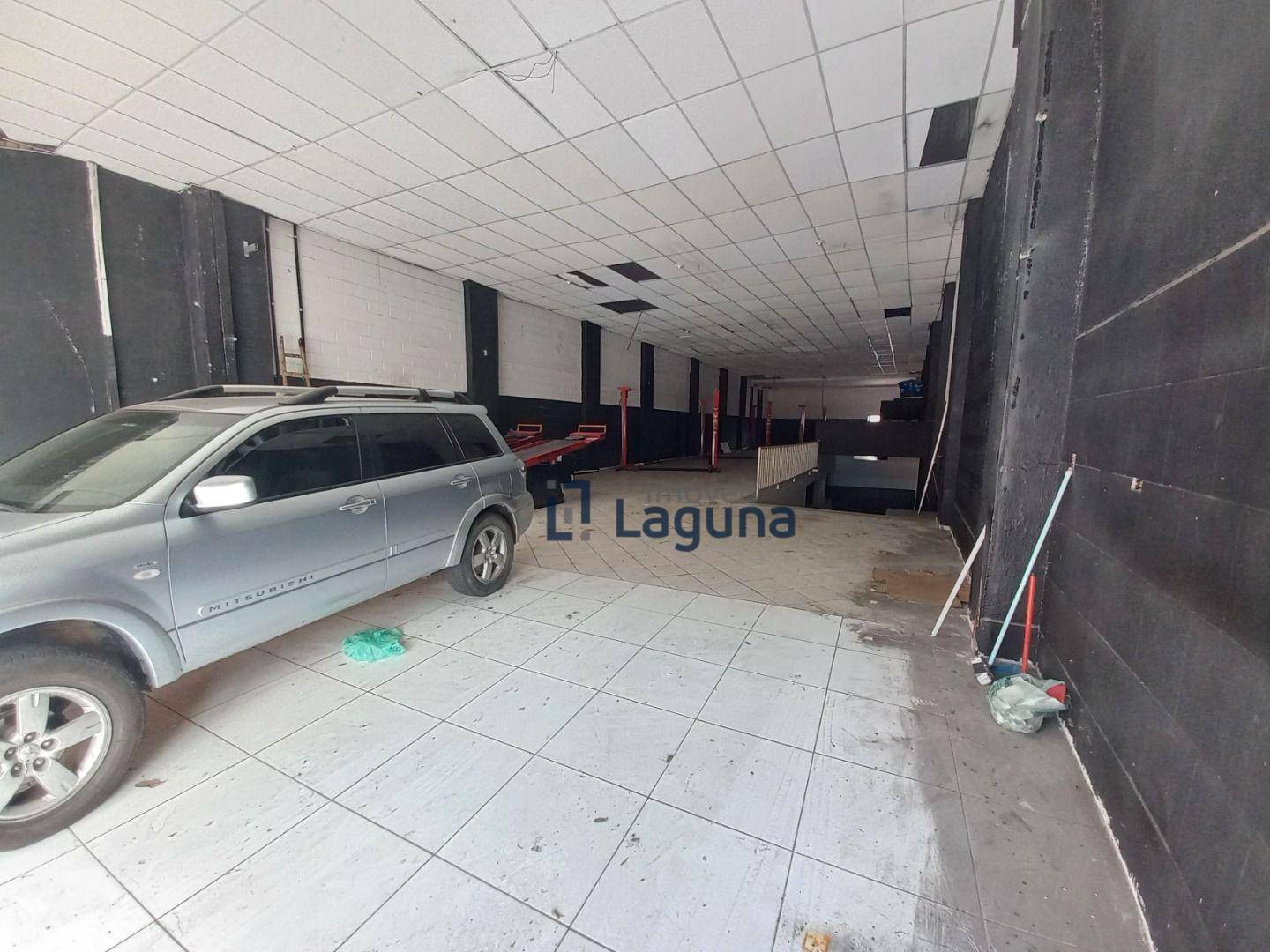 Depósito-Galpão-Armazém à venda e aluguel, 686m² - Foto 2