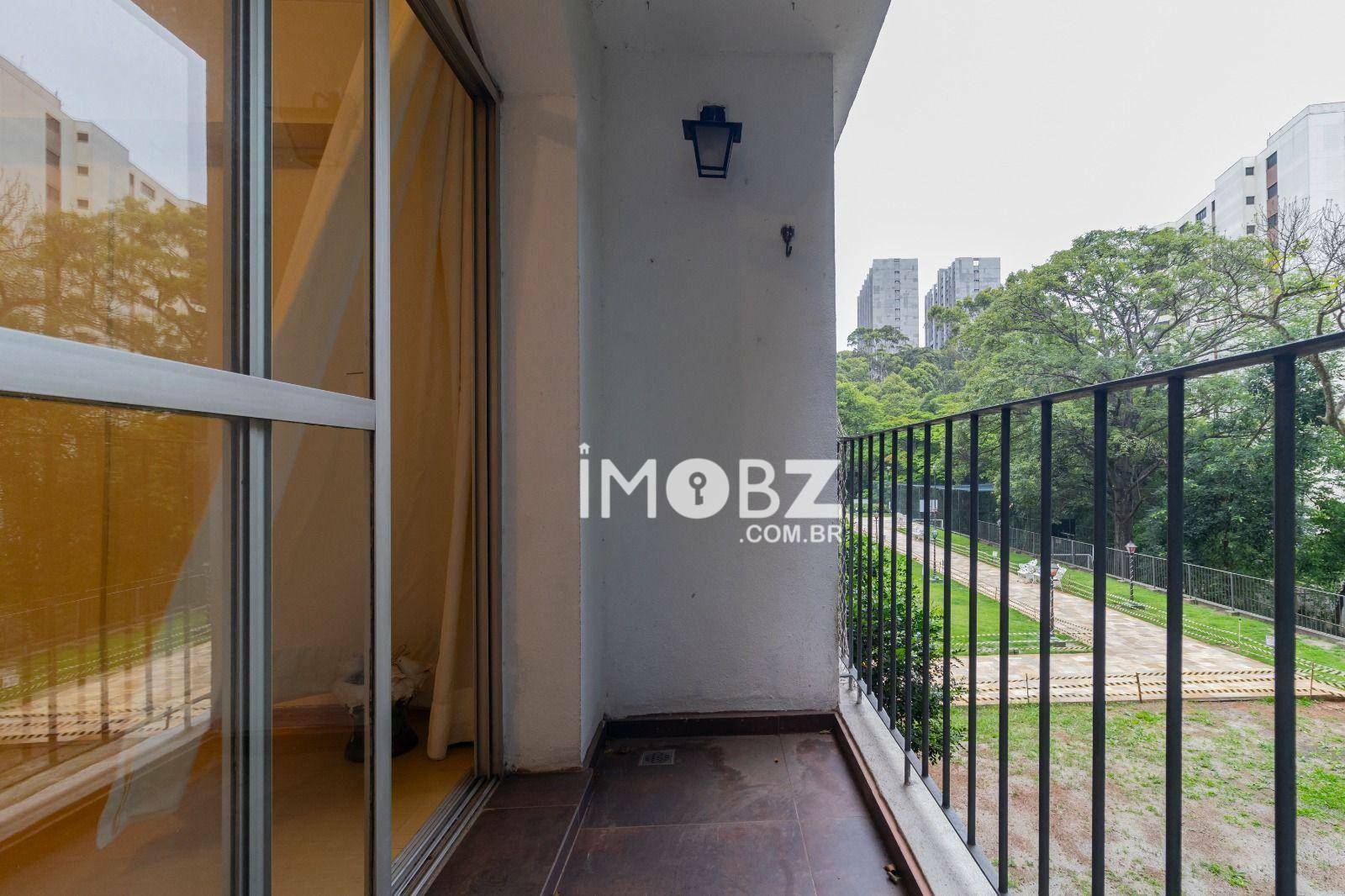 Apartamento à venda com 3 quartos, 75m² - Foto 3