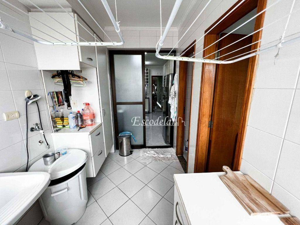 Apartamento à venda com 3 quartos, 145m² - Foto 8