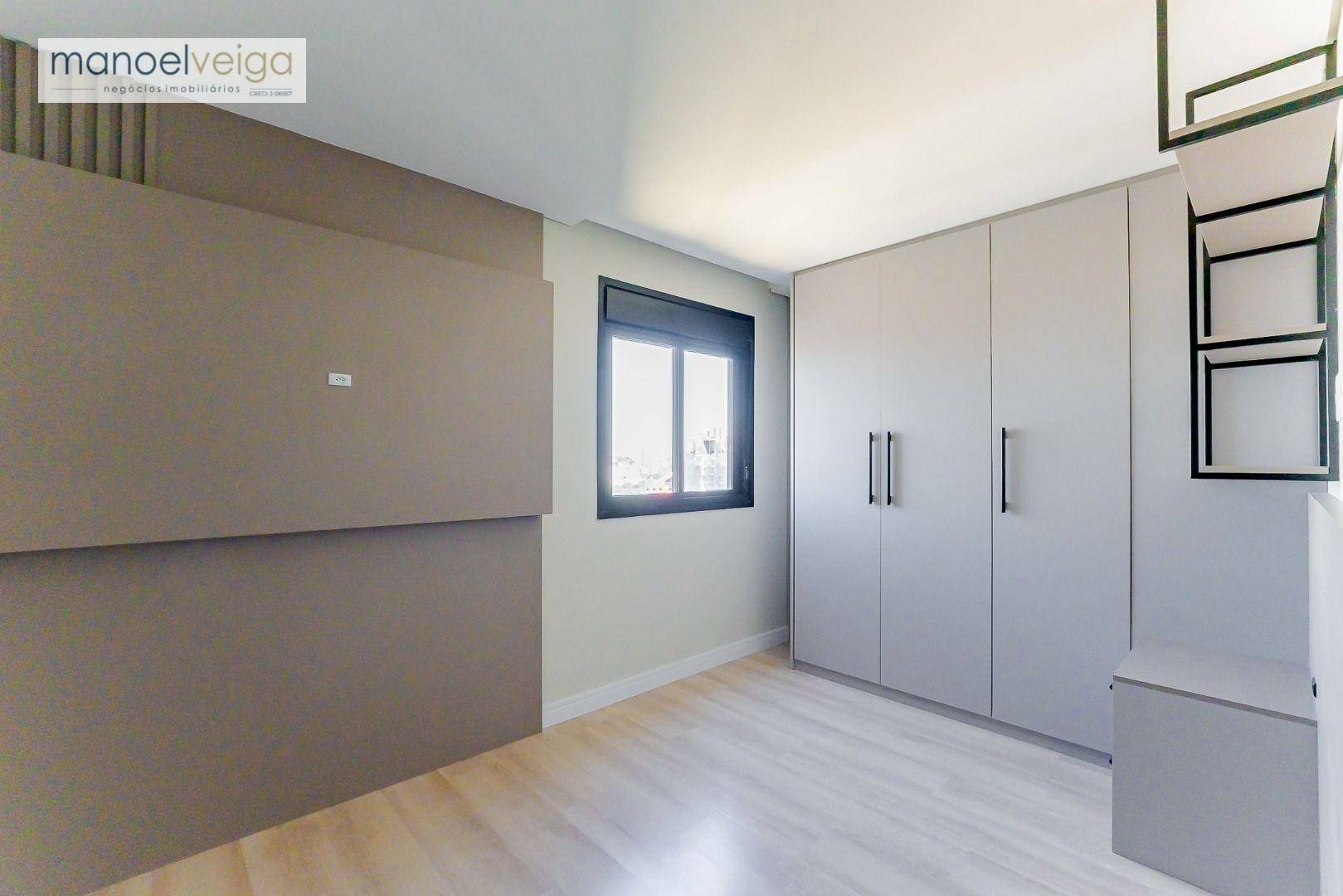 Apartamento à venda com 4 quartos, 151m² - Foto 30