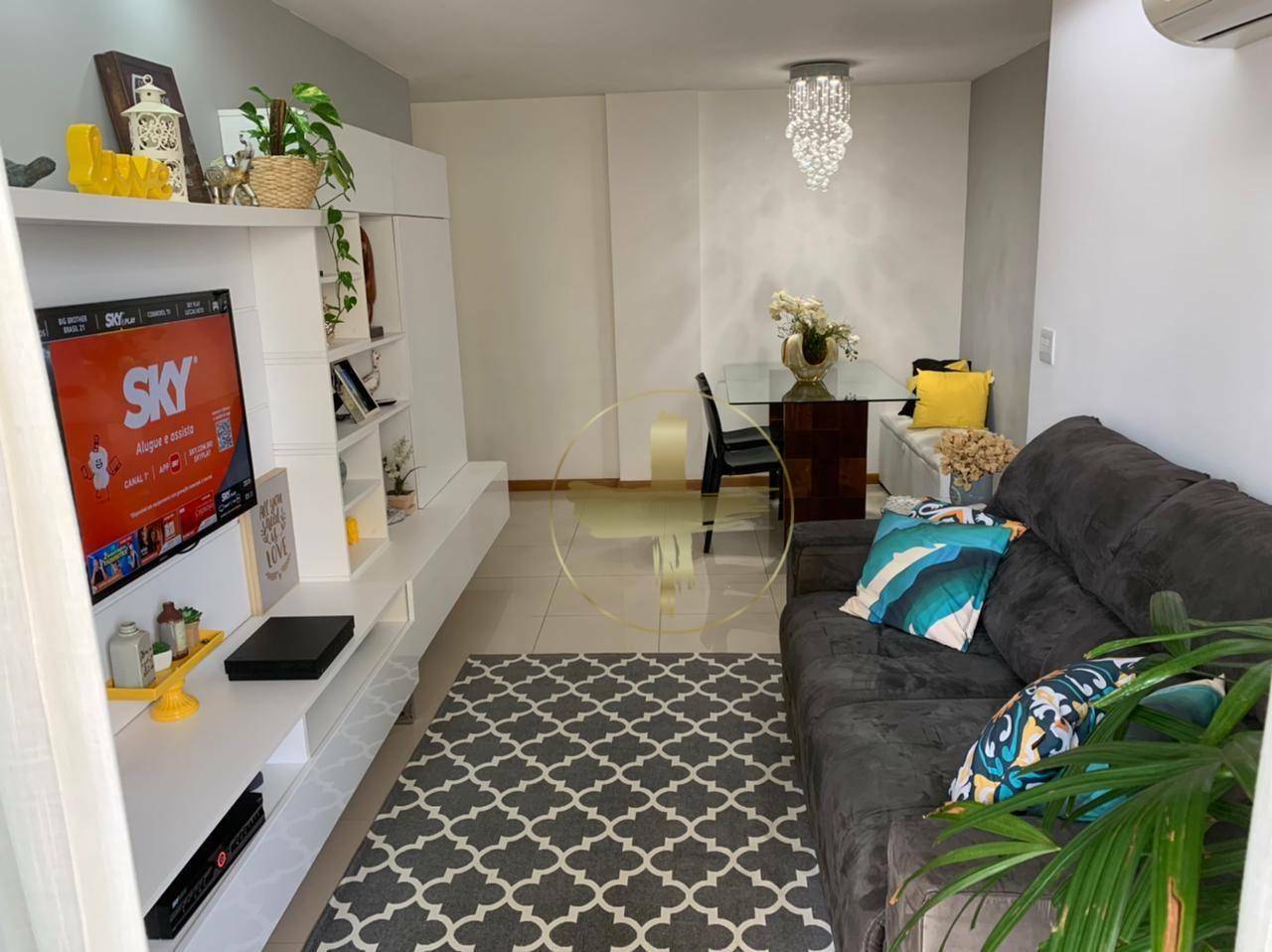 Apartamento à venda com 2 quartos, 70m² - Foto 4