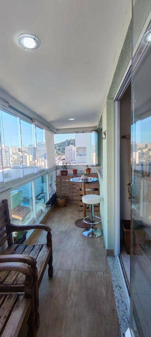 Apartamento à venda com 3 quartos, 95m² - Foto 2