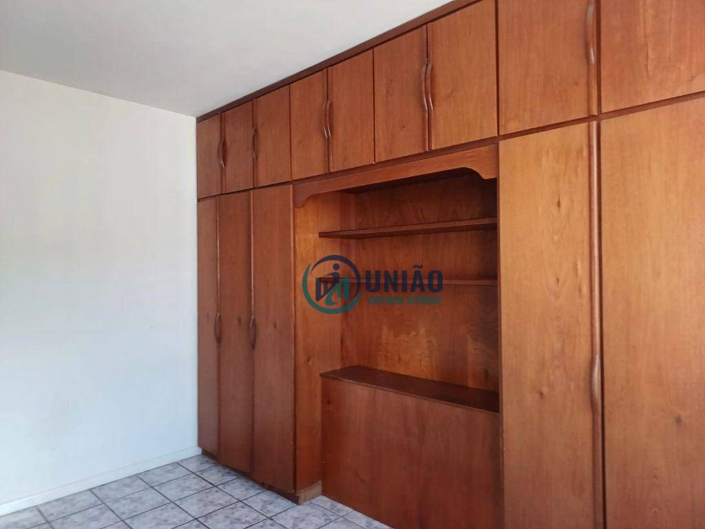 Apartamento à venda com 2 quartos, 75m² - Foto 16