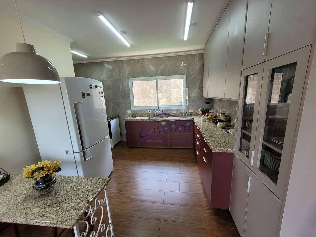 Casa de Condomínio à venda com 3 quartos, 181m² - Foto 4