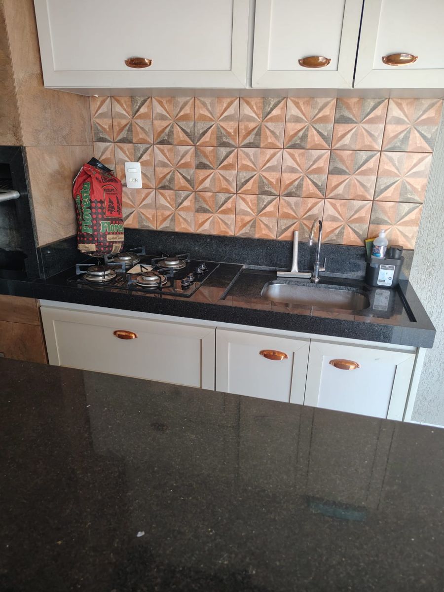 Casa à venda com 3 quartos, 177m² - Foto 5