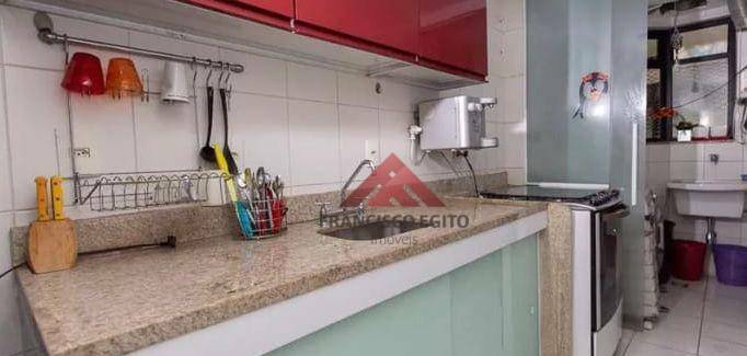 Apartamento à venda com 2 quartos, 85m² - Foto 20