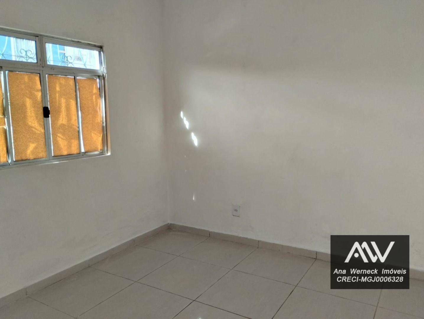 Casa à venda com 2 quartos, 79m² - Foto 8