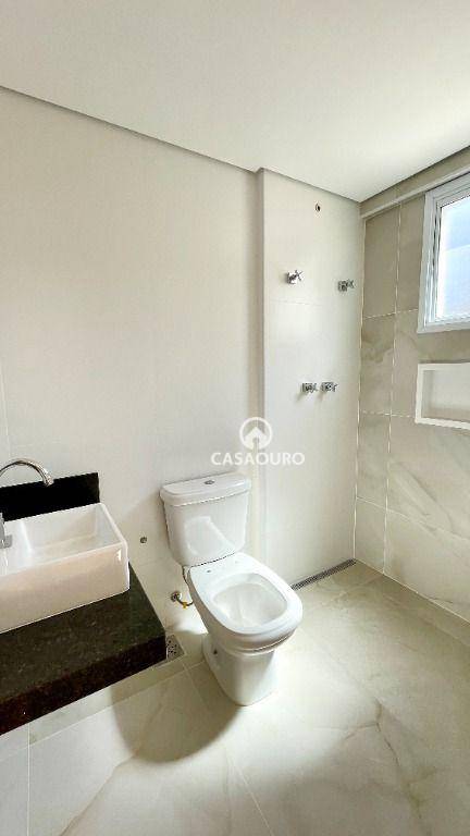 Apartamento à venda com 2 quartos, 62m² - Foto 22