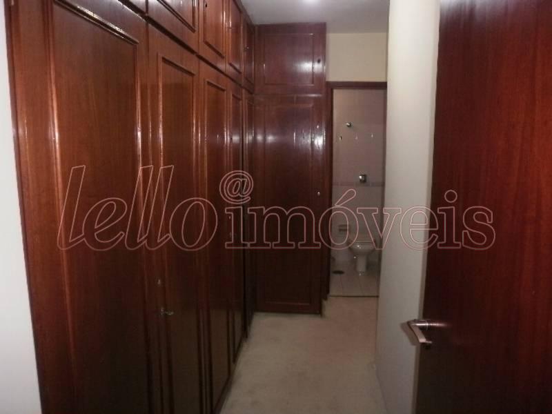 Apartamento para alugar com 3 quartos, 130m² - Foto 11