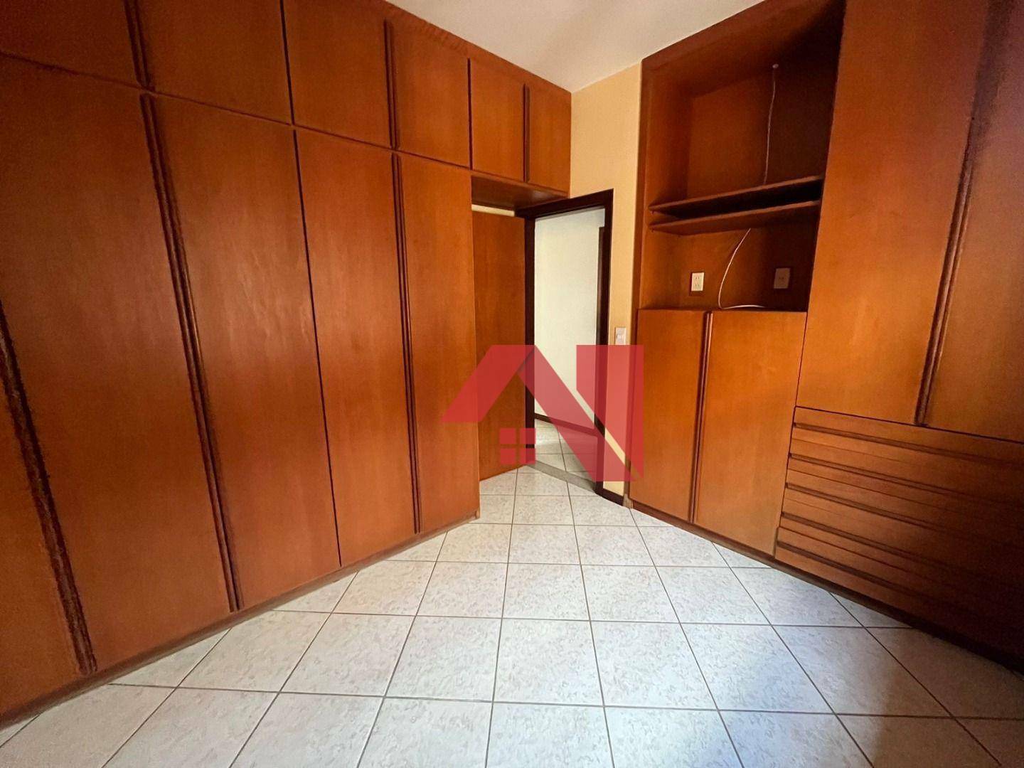 Sobrado à venda e aluguel com 4 quartos, 250m² - Foto 8