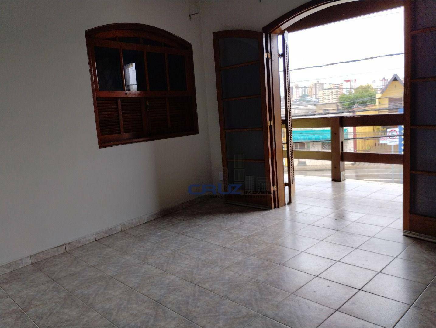 Casa para alugar com 2 quartos, 130m² - Foto 34