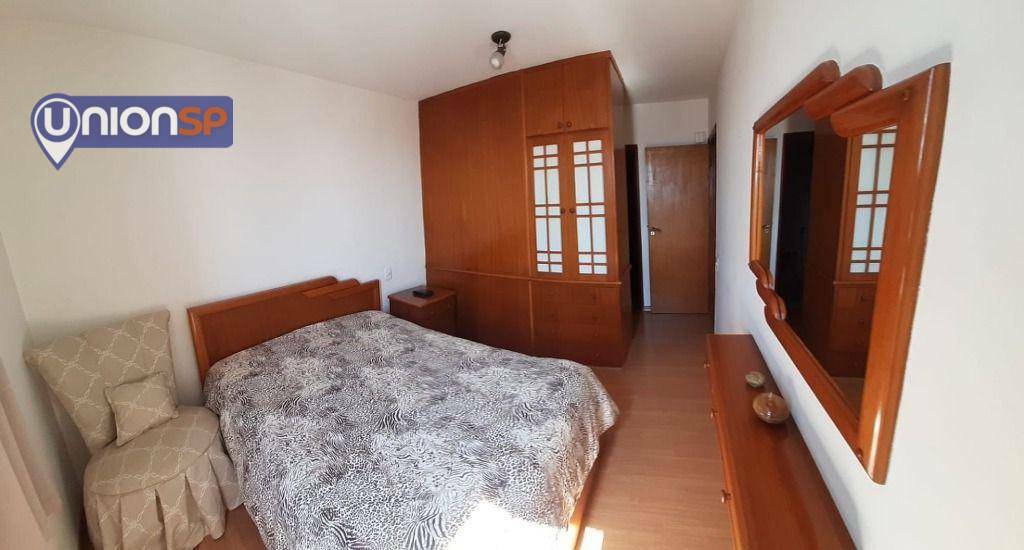 Apartamento à venda com 3 quartos, 90m² - Foto 4