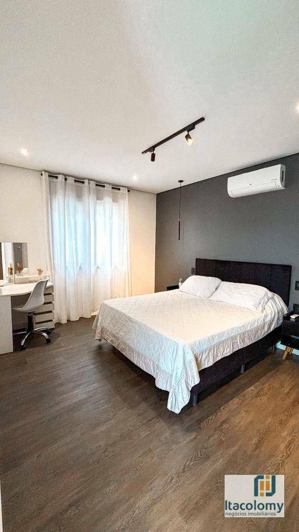 Casa de Condomínio à venda com 4 quartos, 340m² - Foto 8