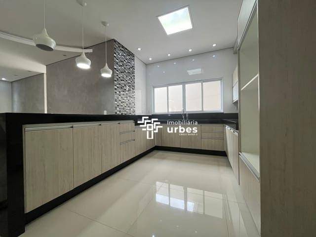 Casa à venda com 4 quartos, 301m² - Foto 14