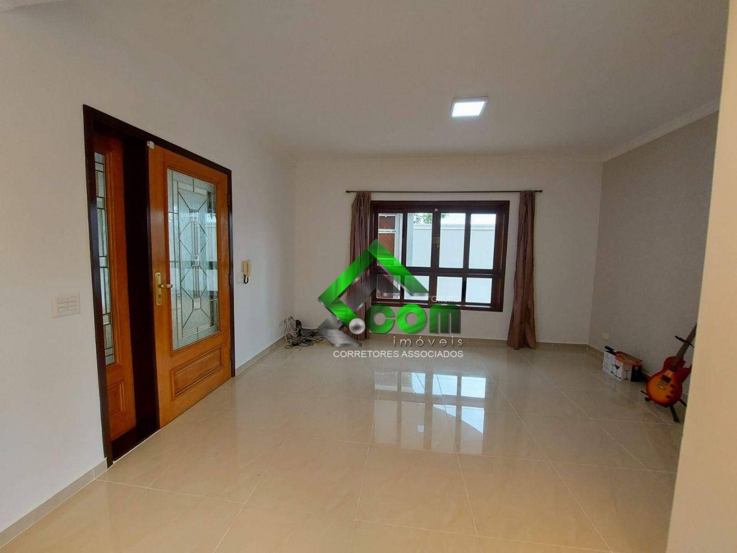 Casa à venda com 3 quartos, 321m² - Foto 10