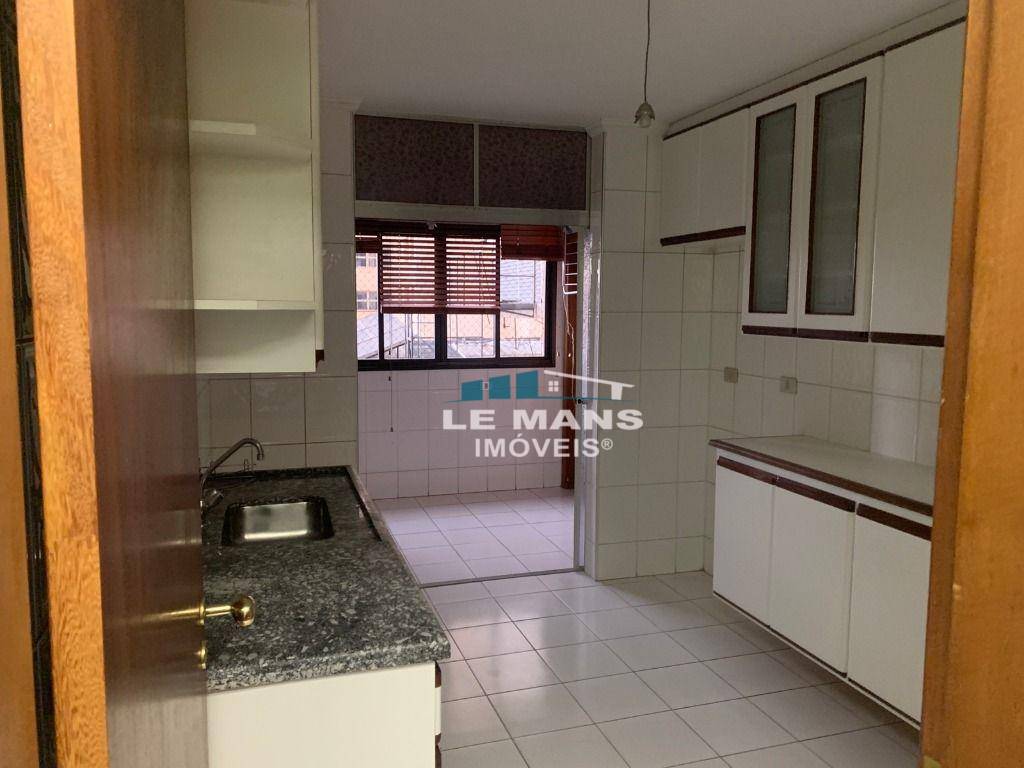 Apartamento à venda com 3 quartos, 127m² - Foto 14