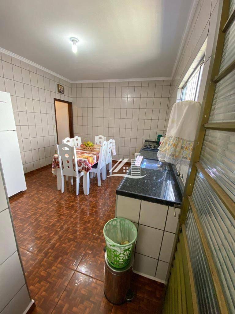 Casa à venda com 2 quartos, 143m² - Foto 15