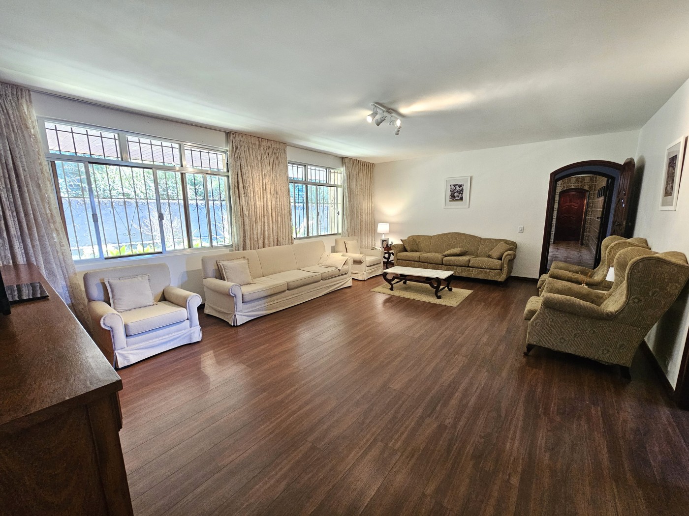 Casa à venda com 7 quartos, 5935m² - Foto 10