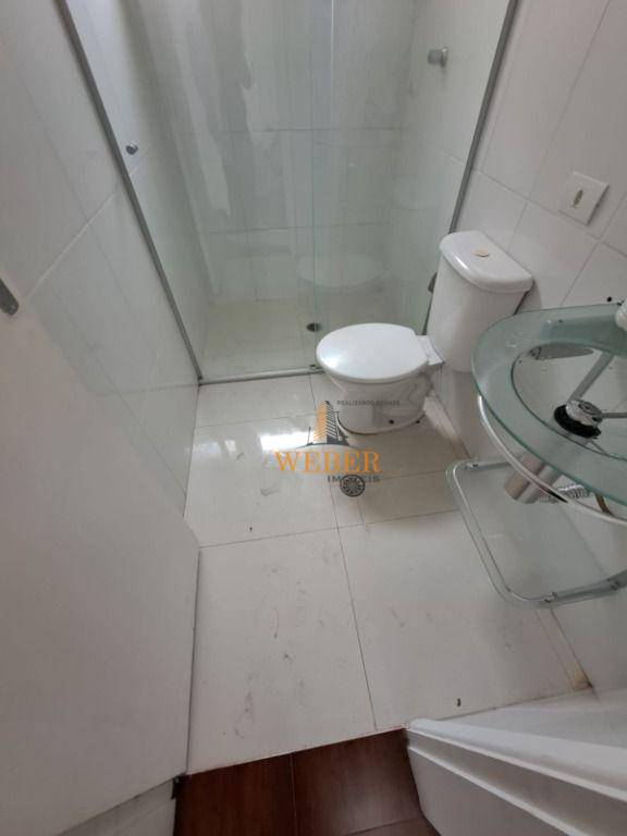 Apartamento para alugar com 2 quartos, 72m² - Foto 21