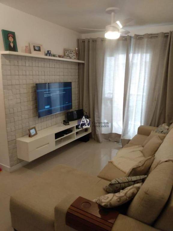 Apartamento à venda com 3 quartos, 79m² - Foto 3