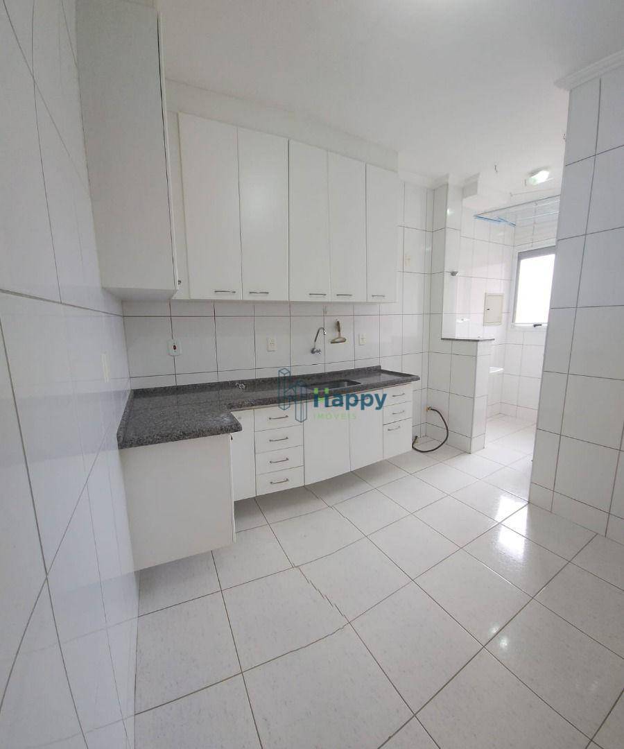 Apartamento à venda e aluguel com 2 quartos, 66m² - Foto 3