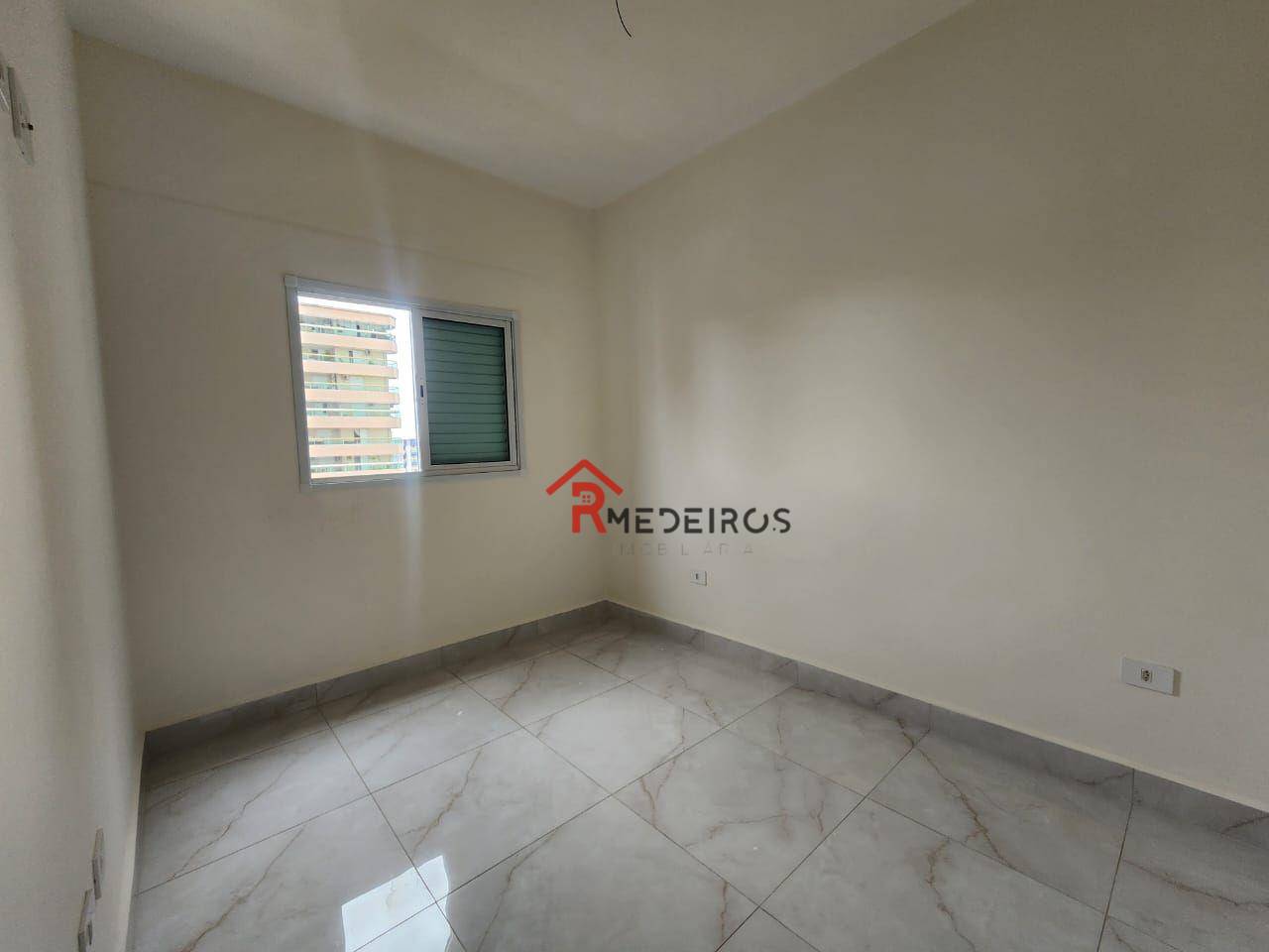 Apartamento à venda com 2 quartos, 70m² - Foto 13