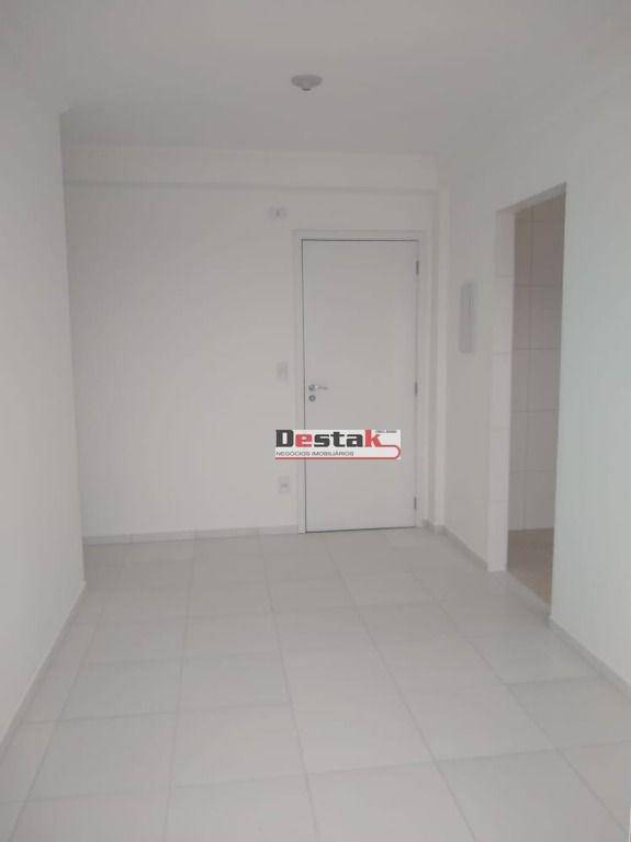 Apartamento à venda com 2 quartos, 46m² - Foto 7