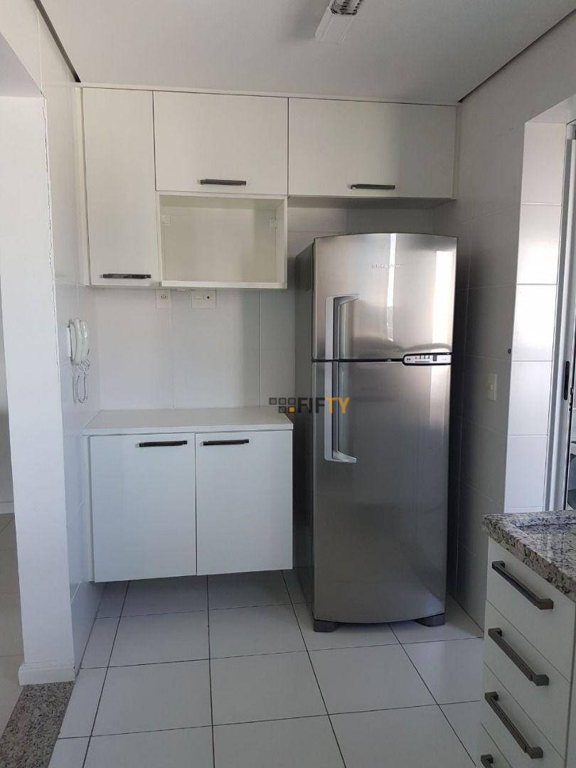 Apartamento à venda com 3 quartos, 82m² - Foto 12