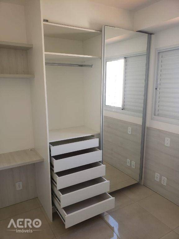 Apartamento para alugar com 2 quartos, 70m² - Foto 21