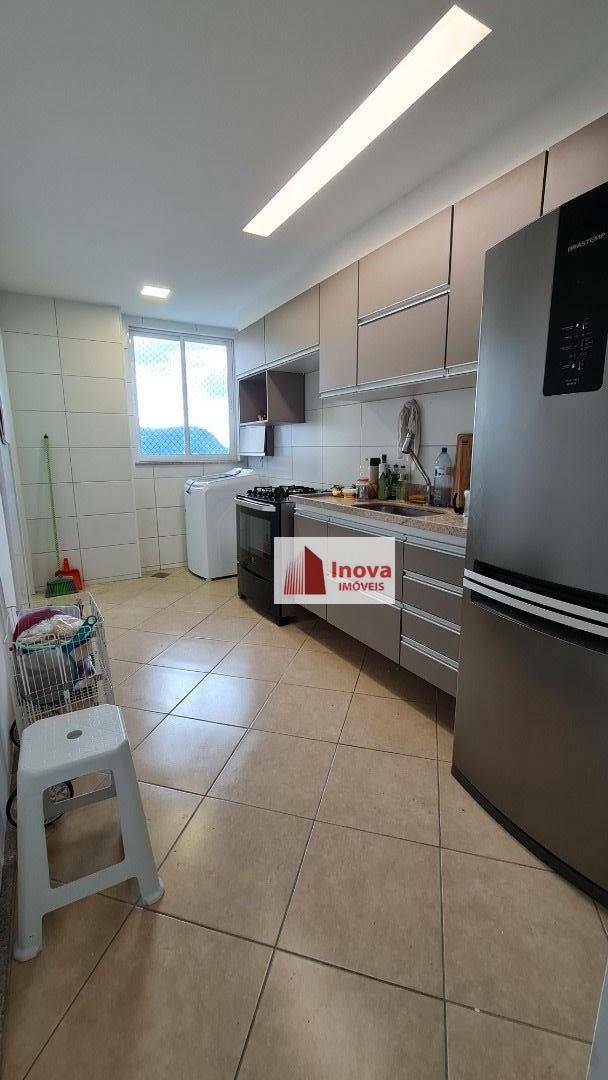 Apartamento à venda com 3 quartos, 146m² - Foto 30