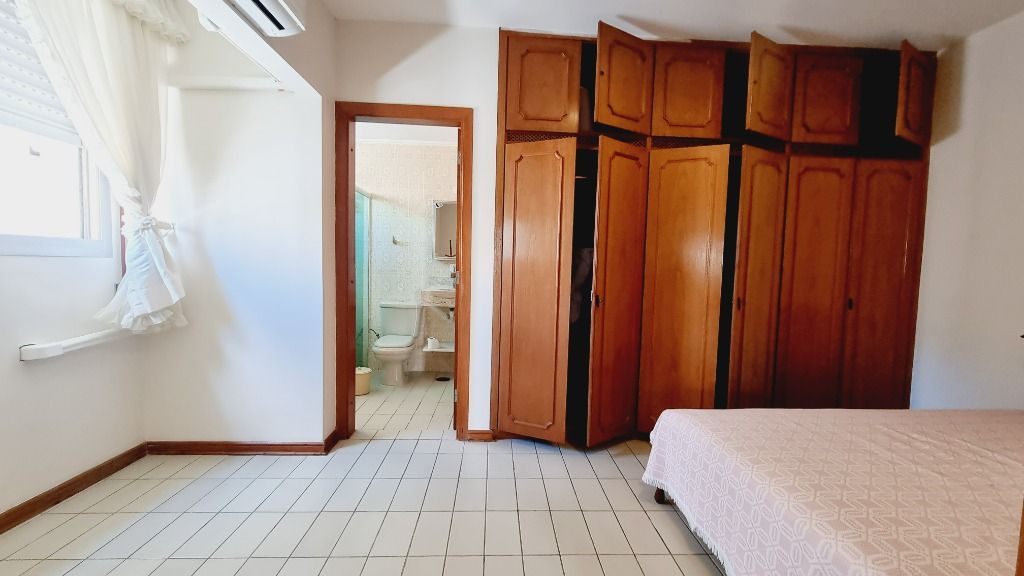 Apartamento à venda com 3 quartos, 140m² - Foto 7