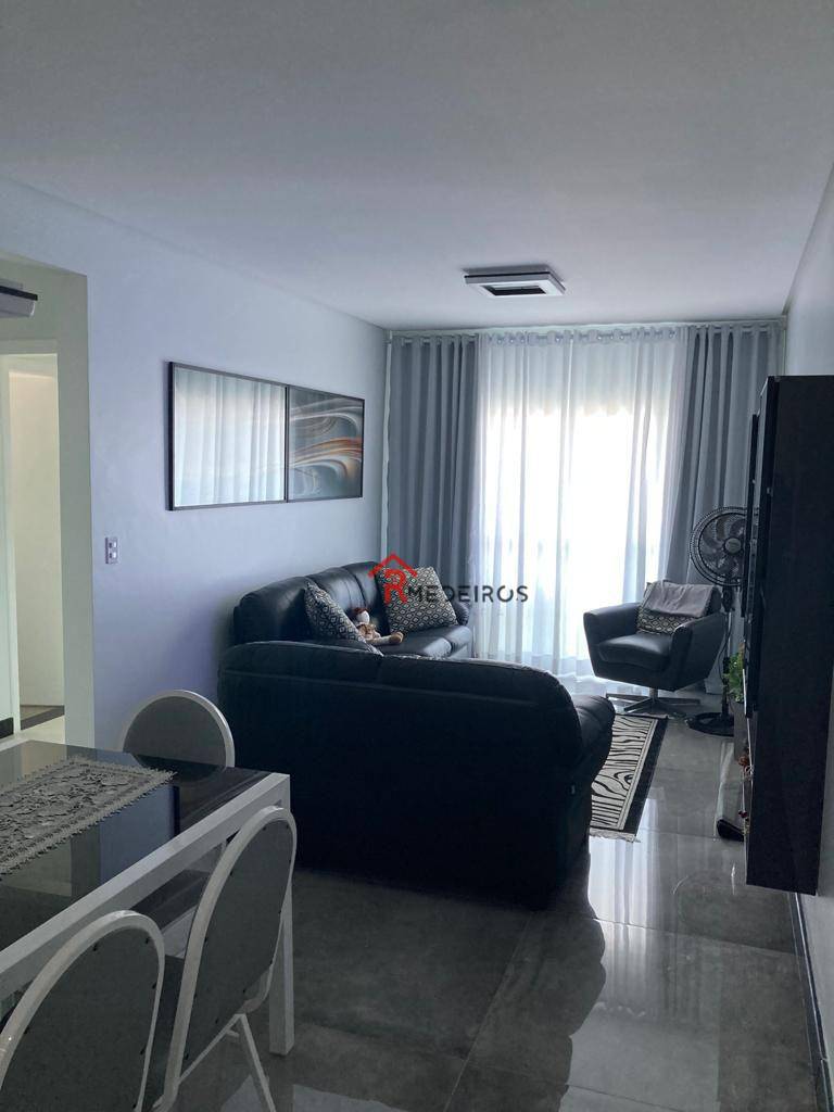 Apartamento à venda com 2 quartos, 100m² - Foto 4