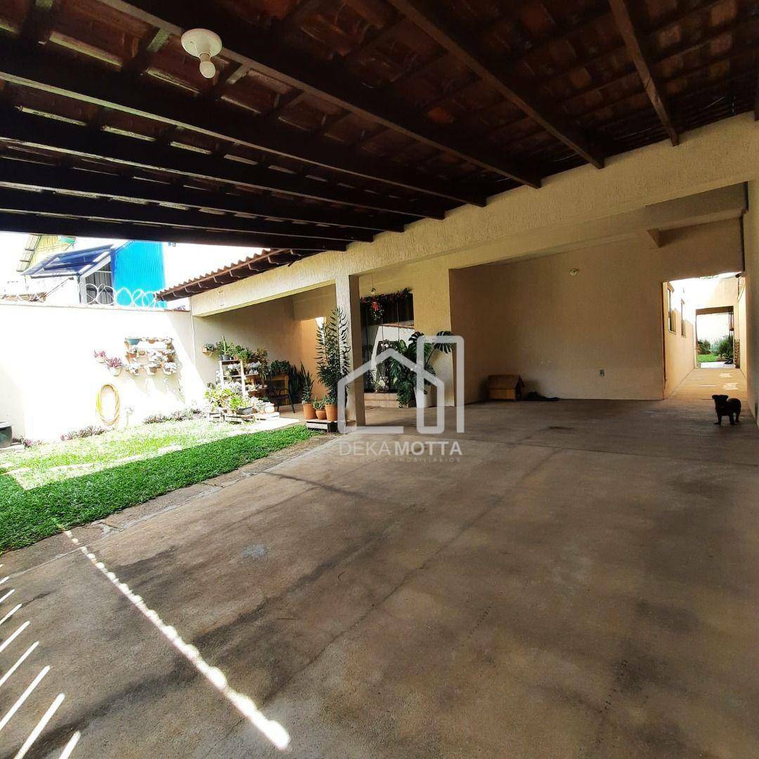 Casa à venda com 3 quartos, 234m² - Foto 15