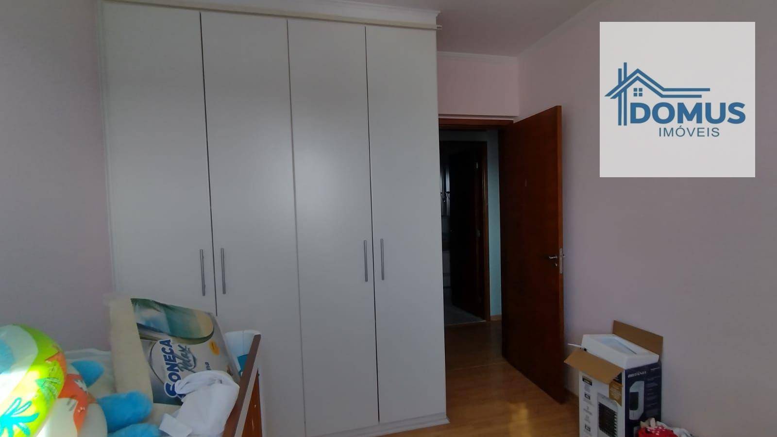 Apartamento à venda com 3 quartos, 97m² - Foto 13