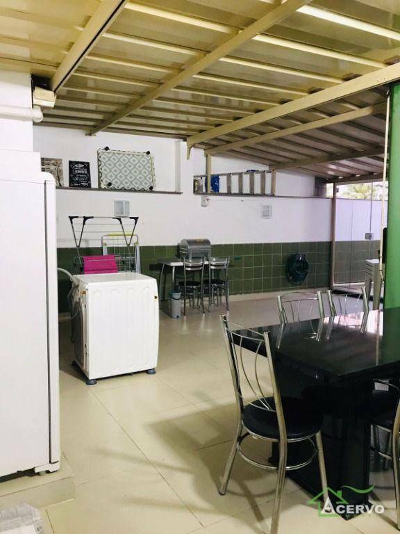 Apartamento à venda com 3 quartos, 257m² - Foto 5