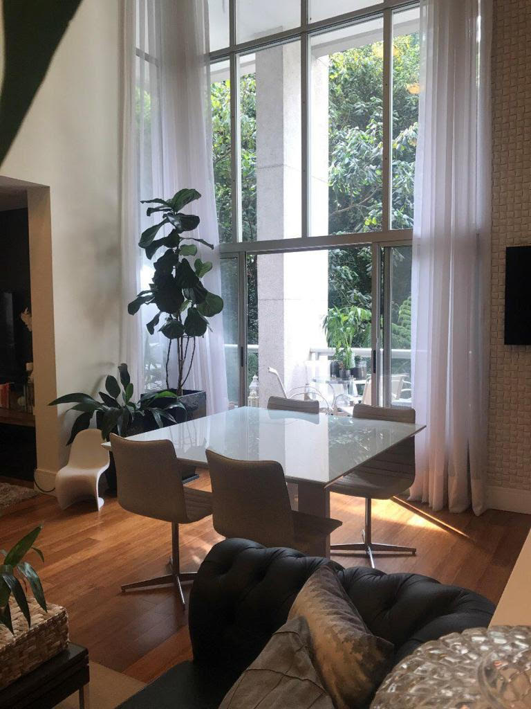 Apartamento à venda com 3 quartos, 145m² - Foto 2