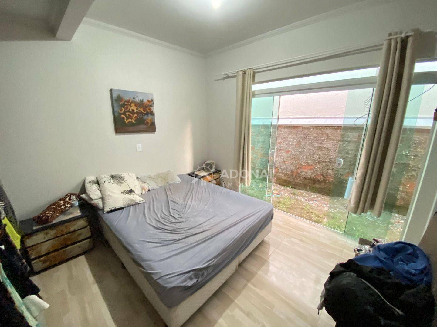 Casa à venda com 2 quartos, 130m² - Foto 9