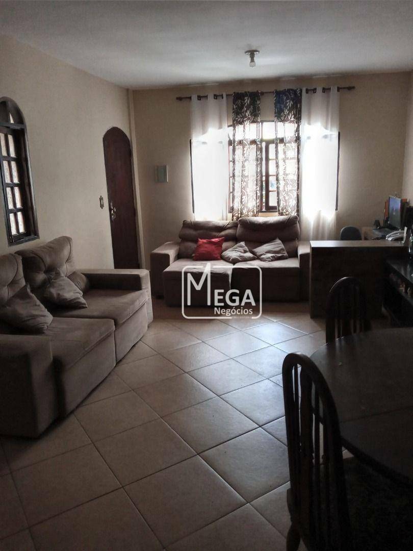 Casa à venda e aluguel com 3 quartos, 80m² - Foto 1