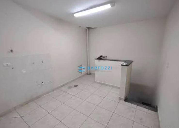 Sobrado à venda e aluguel com 3 quartos, 200m² - Foto 24