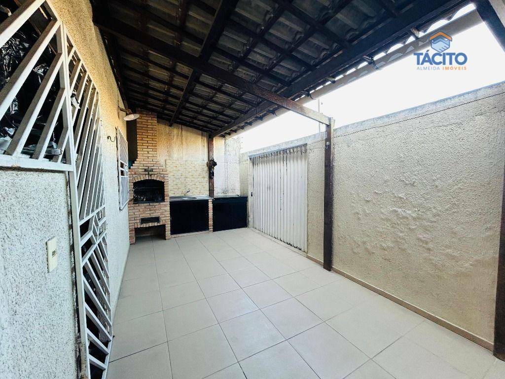 Casa à venda com 3 quartos, 80m² - Foto 18